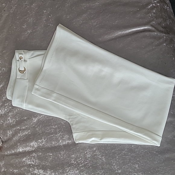 Nina Leonard, Size M, off white trousers - Picture 1 of 2